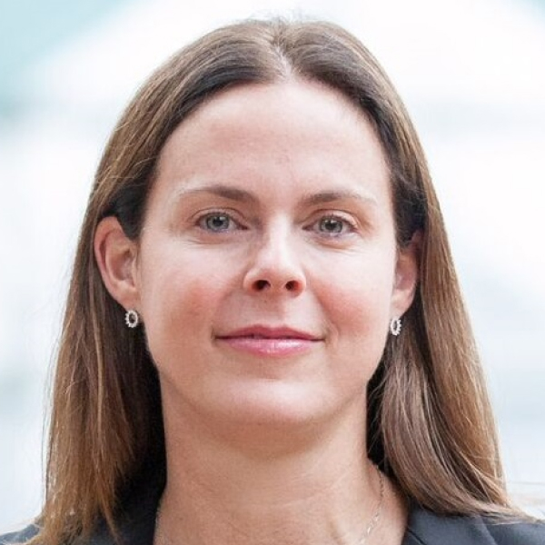 LISA MULLAN